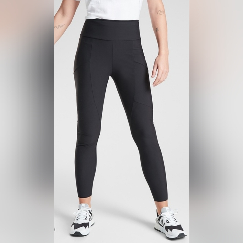 Athleta Stellar City Tight Size 8 Black